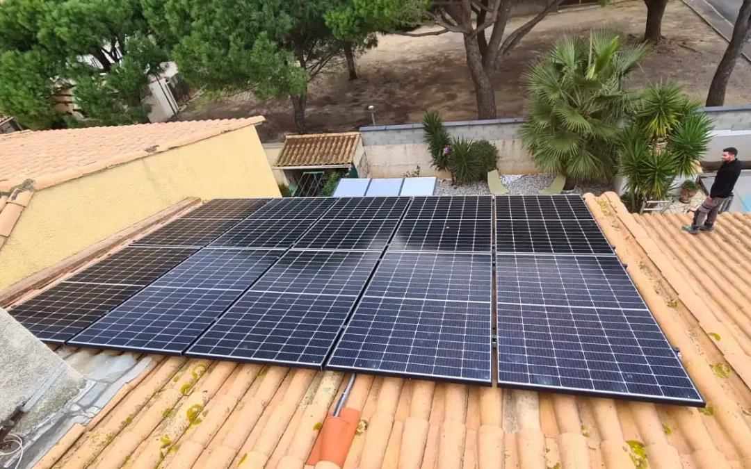 Les panneaux solaires : comment fonctionnent-ils et sont-ils adaptés à votre maison ?